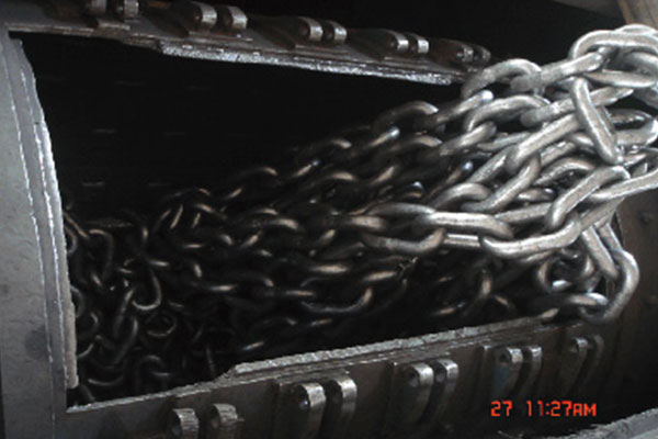 Anchor chain surface  polishing toss machine