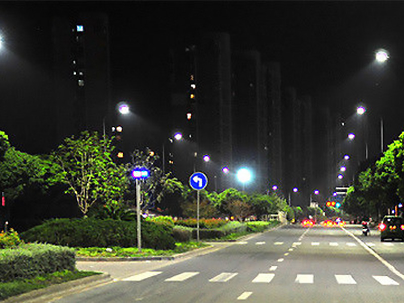 郑州太阳能路灯的设计原理和工作方式