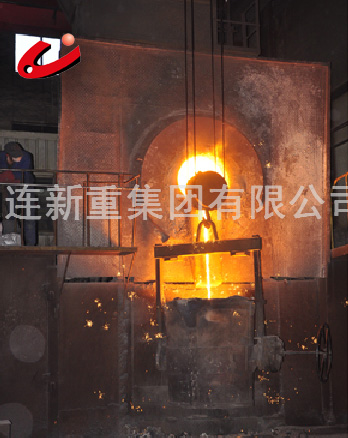 Medium frequency coreless induction holding furnace 
