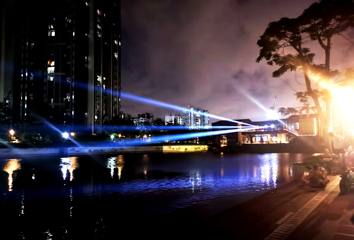 Guangzhou Huangpu Wenchong Happiness Lane Water Dance Light and Shadow Show