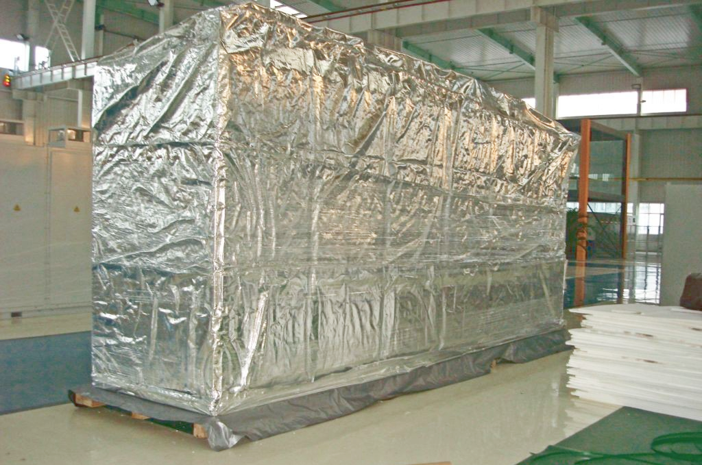 Large-scale equipment aluminum foil vacuum packaging