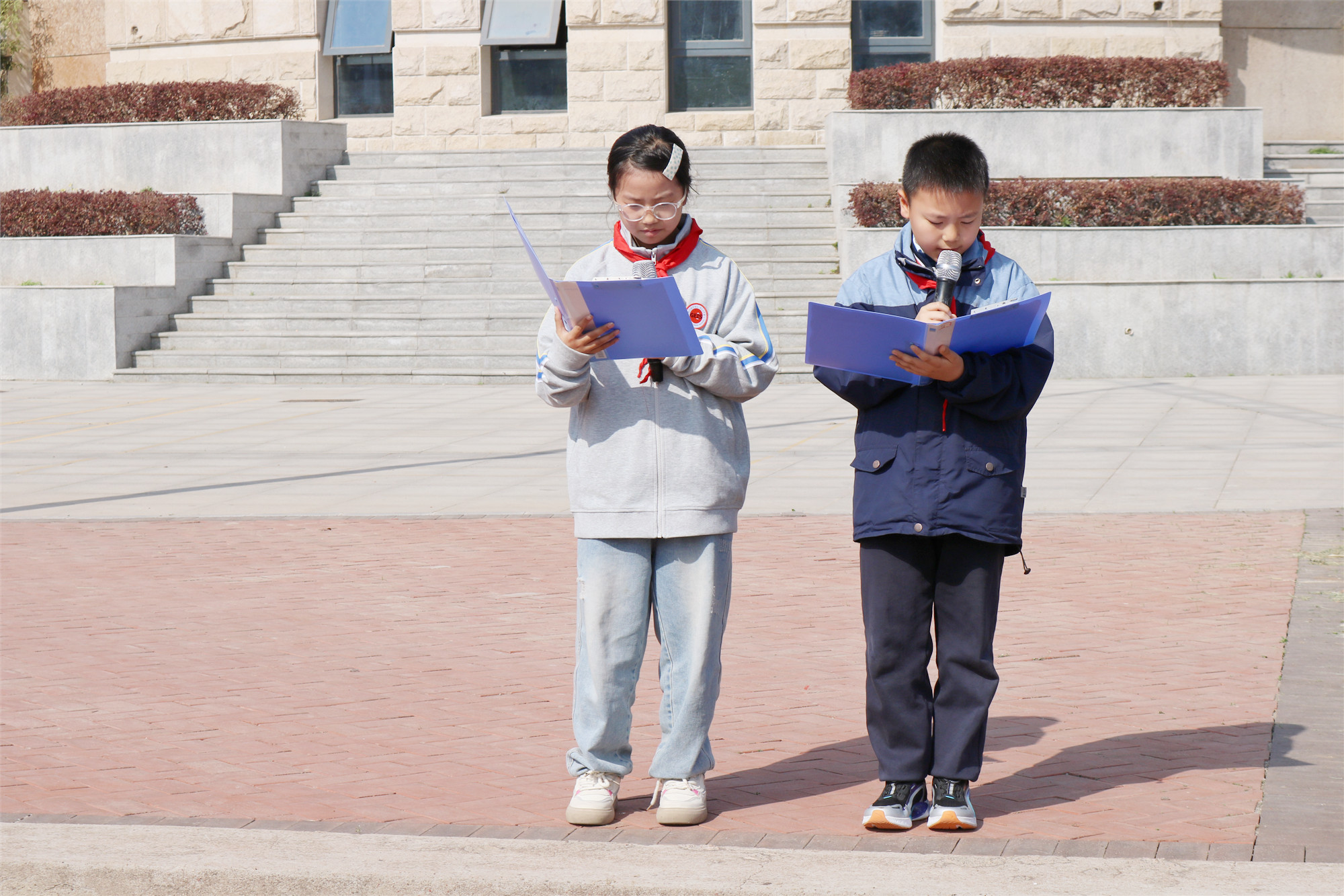 快乐阅读 书香校园 | 英迪国际学校举行第7周升旗仪式
