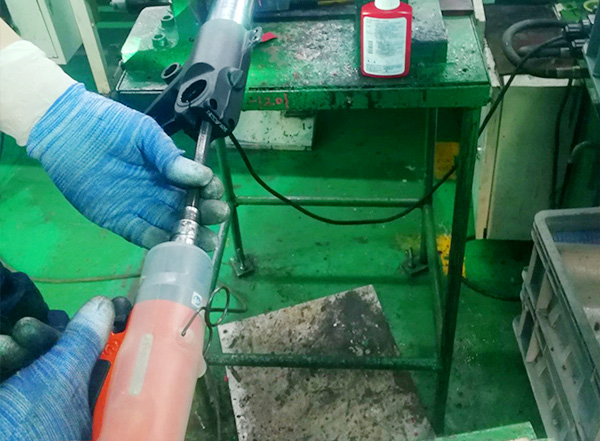 富士油压脉冲工具装配摩托装配中的应用
