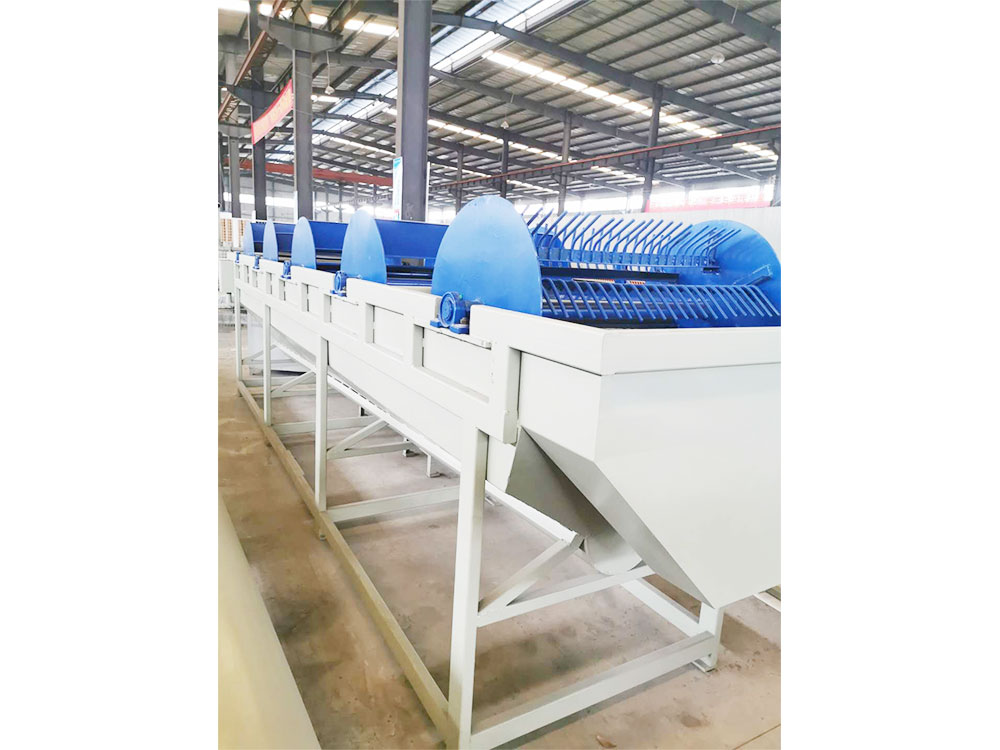 Standard type of 800kg Soft material crushing and cleaning line (self-built tank)