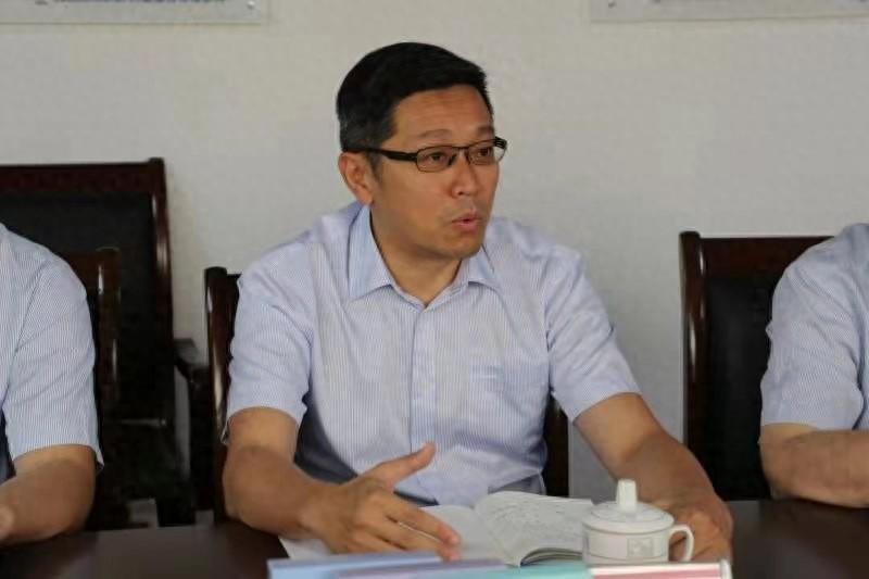 西施兰CEO郑鸿 从警22年的香港警察 六年间变成地道的南阳人