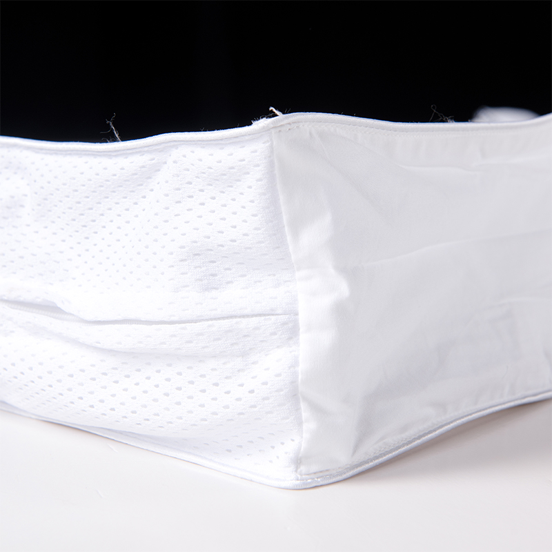 ORT5MM3:Cotton Pillow Shell With Inner And Outer Mesh Baffle