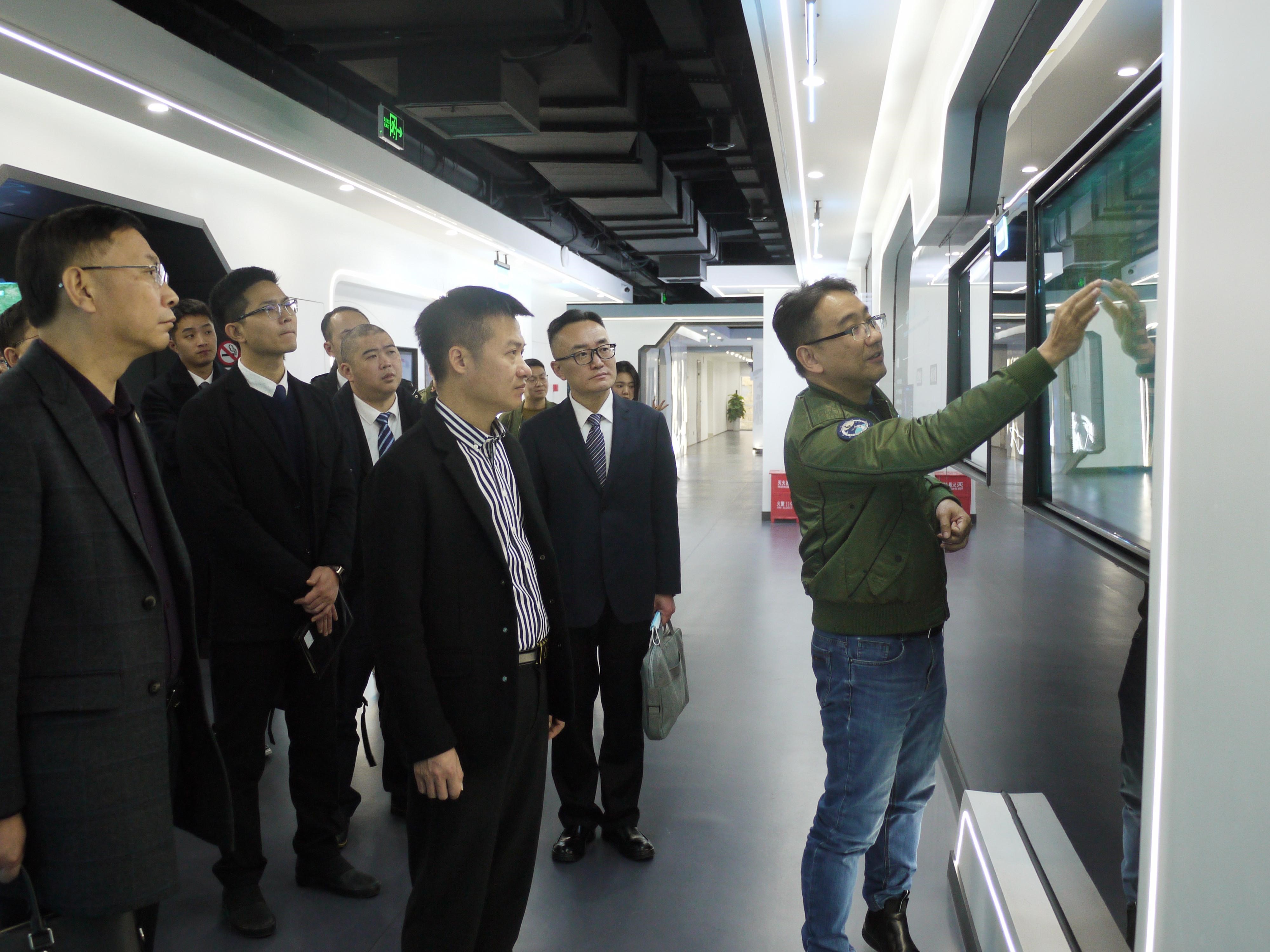 DR. CHENG YIFENG, VICE PRESIDENT OF THE GROUP, LED A TEAM TO VISIT CHENGDU ADASPACE TECHNOLOGY CO., LTD.