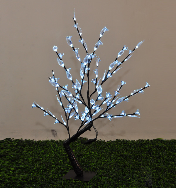 tree lights 1