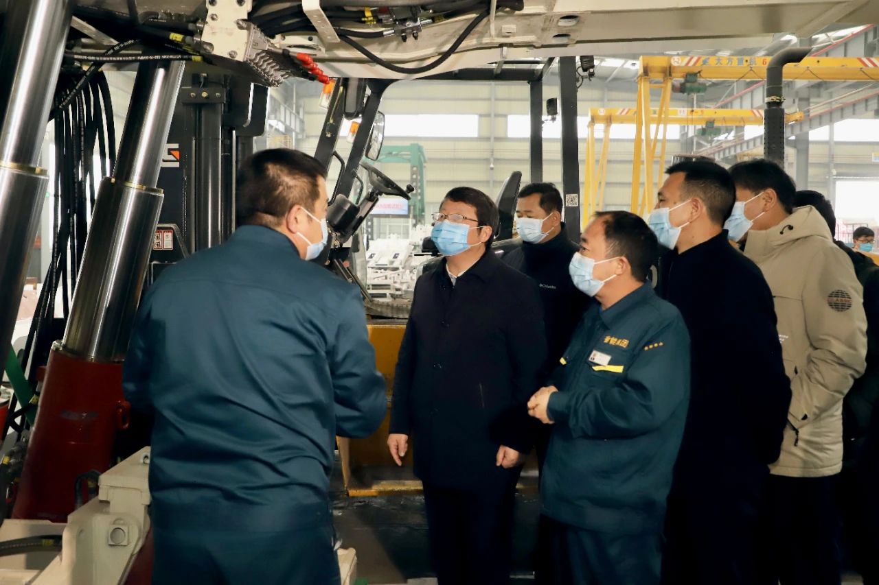 李刚在贵州盘誉泰合机械有限公司调研重大项目建设情况