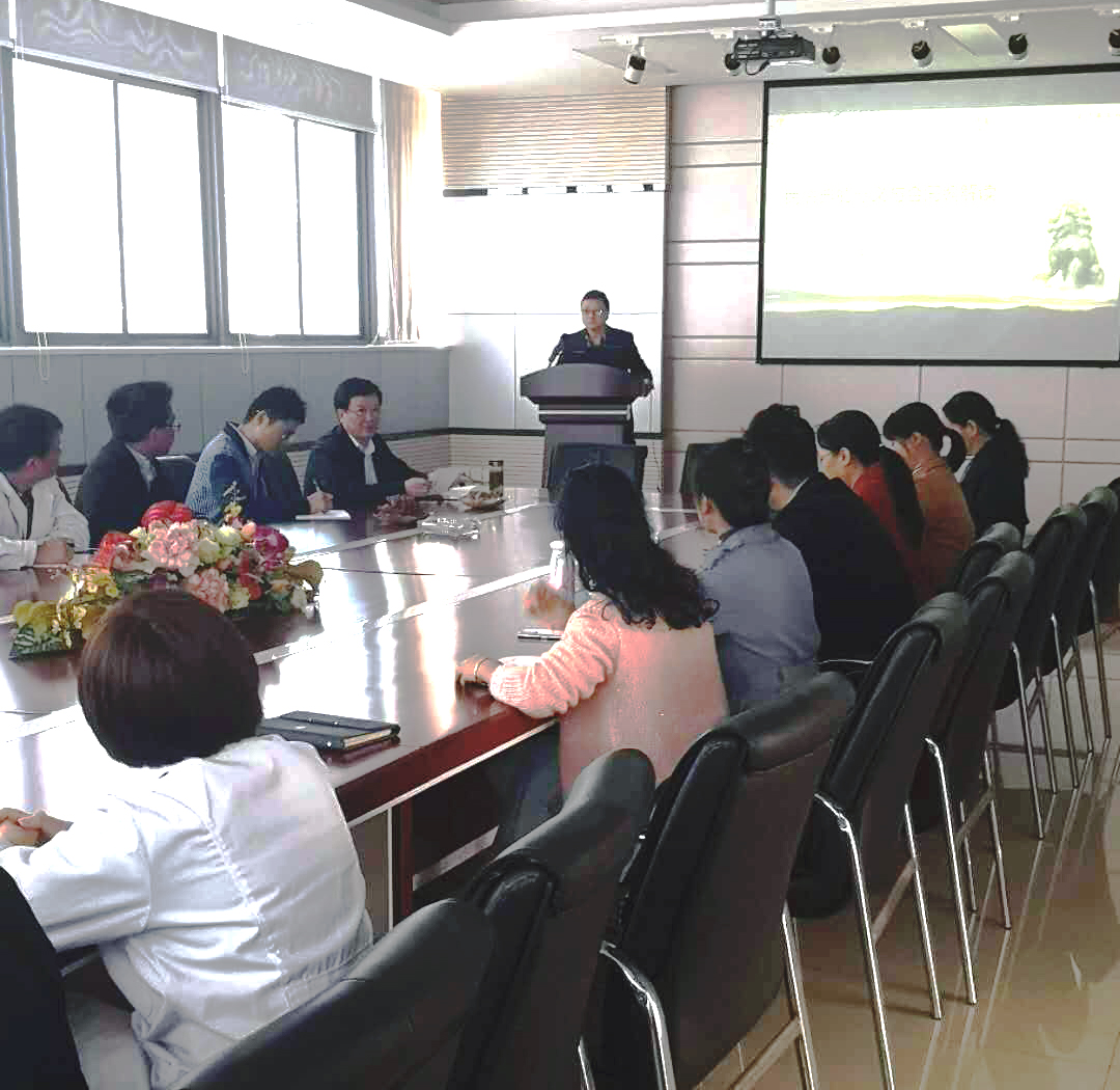 Hefei Huafang Medicine organized special training lectures on "Civil Code"