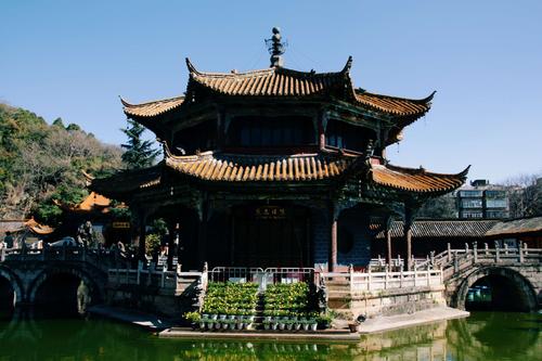 Yuantong Temple 