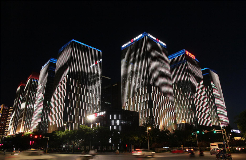 泰华金贸国际LED幕墙灯泛光照明工程
