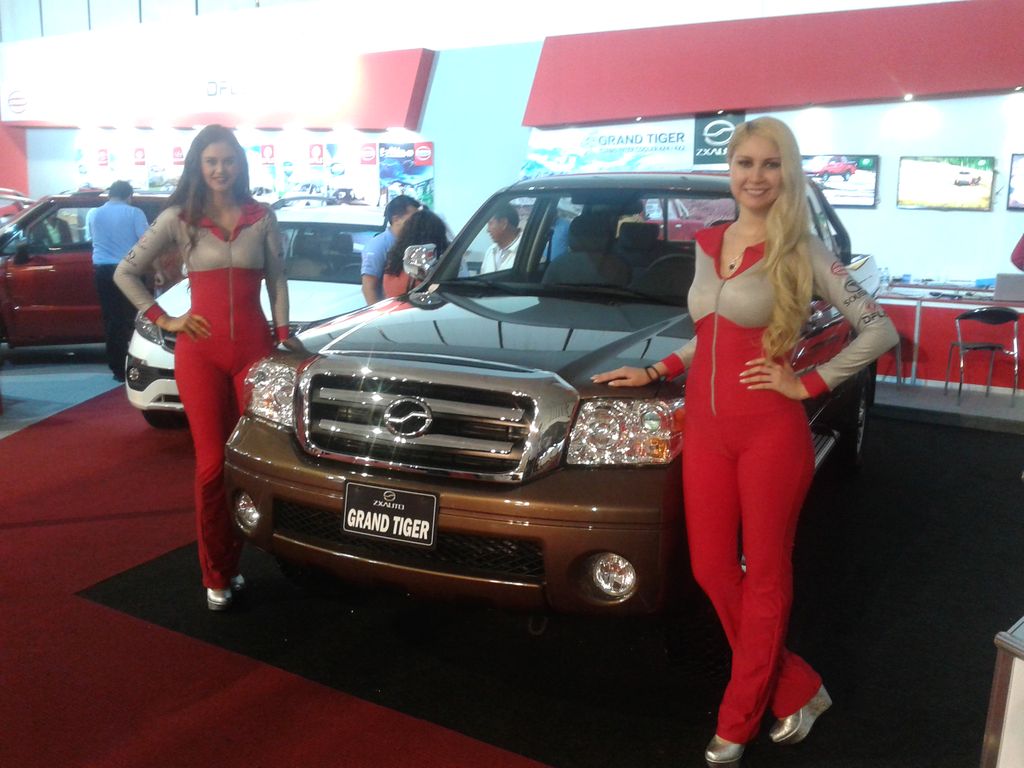 Peru Autoshow - ZXAUTO GrandTiger TUV Pickup and Compact SUV C3