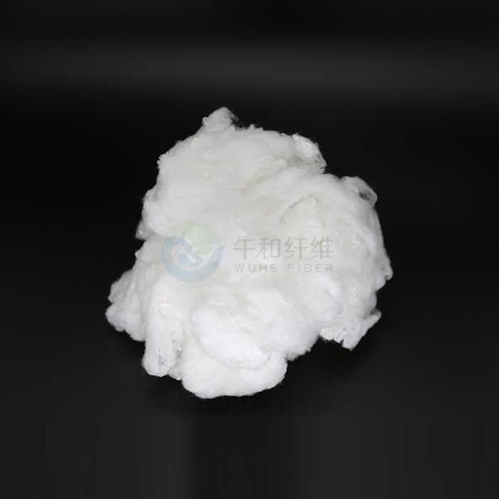 Antibacterial polyester staple fiber