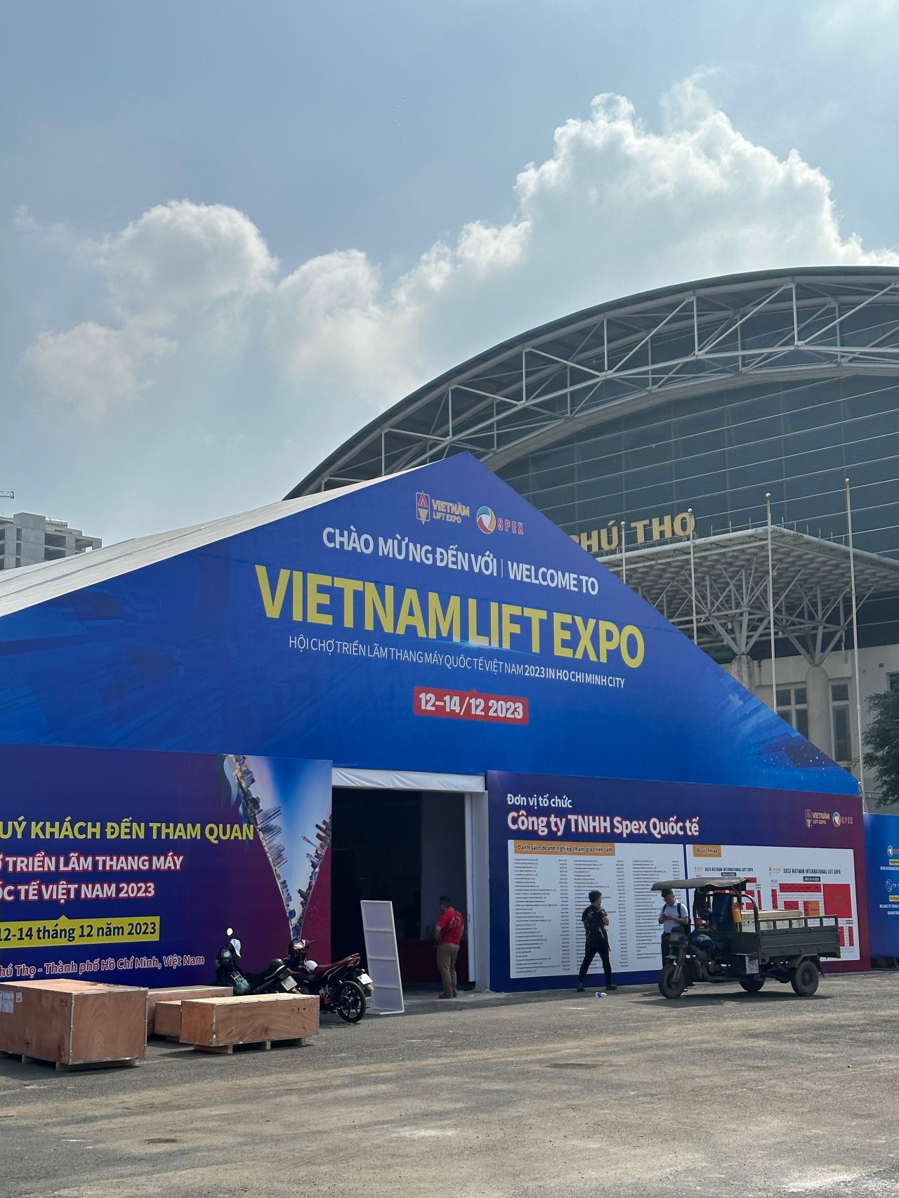 The potential of the Vietnam elevator & escalator market