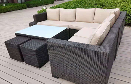 What are the advantages of rattan sofa？