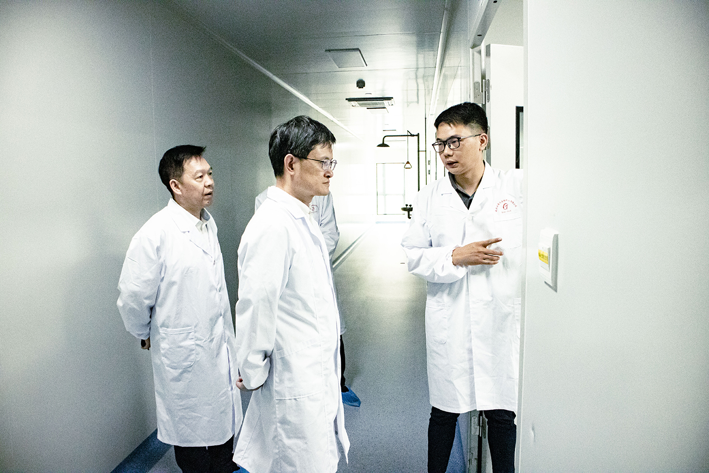 武汉生物技术研究院院长舒红兵院士一行到访aa3044永利集团生物