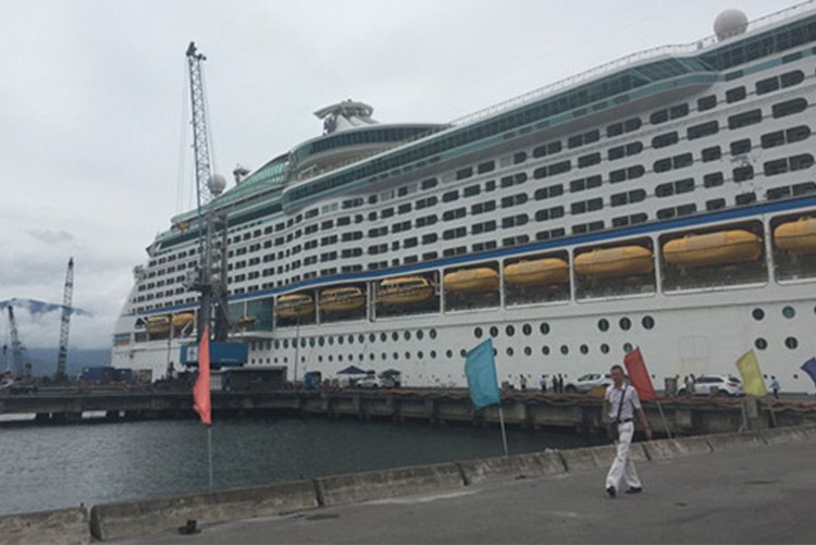 科普超声管理层2017年豪华邮轮五天游--皇家加勒比航行者号越南岘港旅游