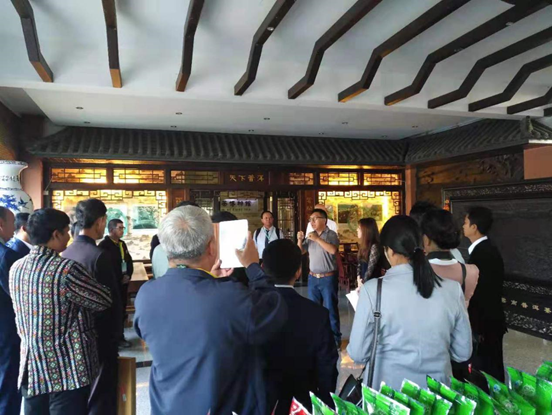 東南亞現代茶葉生產實用技術培訓班學員 參觀中國普洱茶博物館