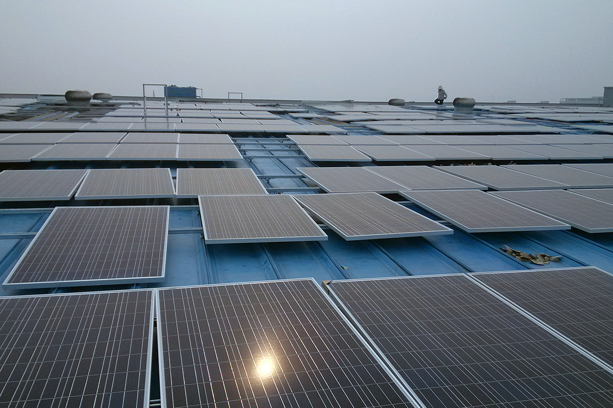 中国の15MW屋上太陽光発電所