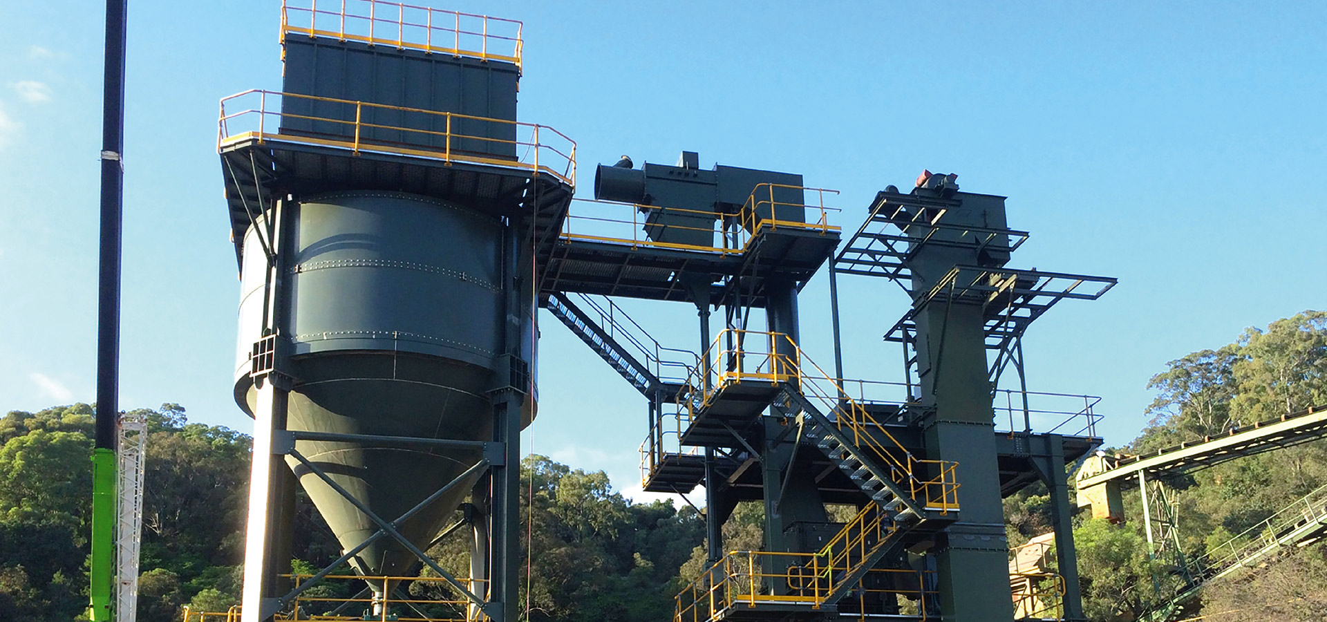 How to Improve Cleanliness: Effective Dust Control Measures for Cement Bucket Elevators