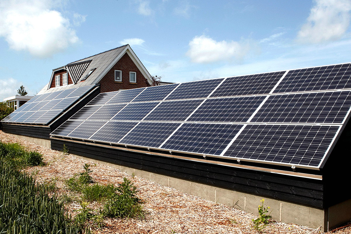 デンマークの6.6KW PVシステム住宅の屋上