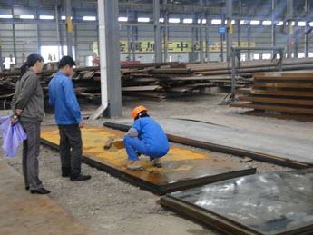 长阳市场江苏云盛金属材料有限公司新进5000吨首钢板