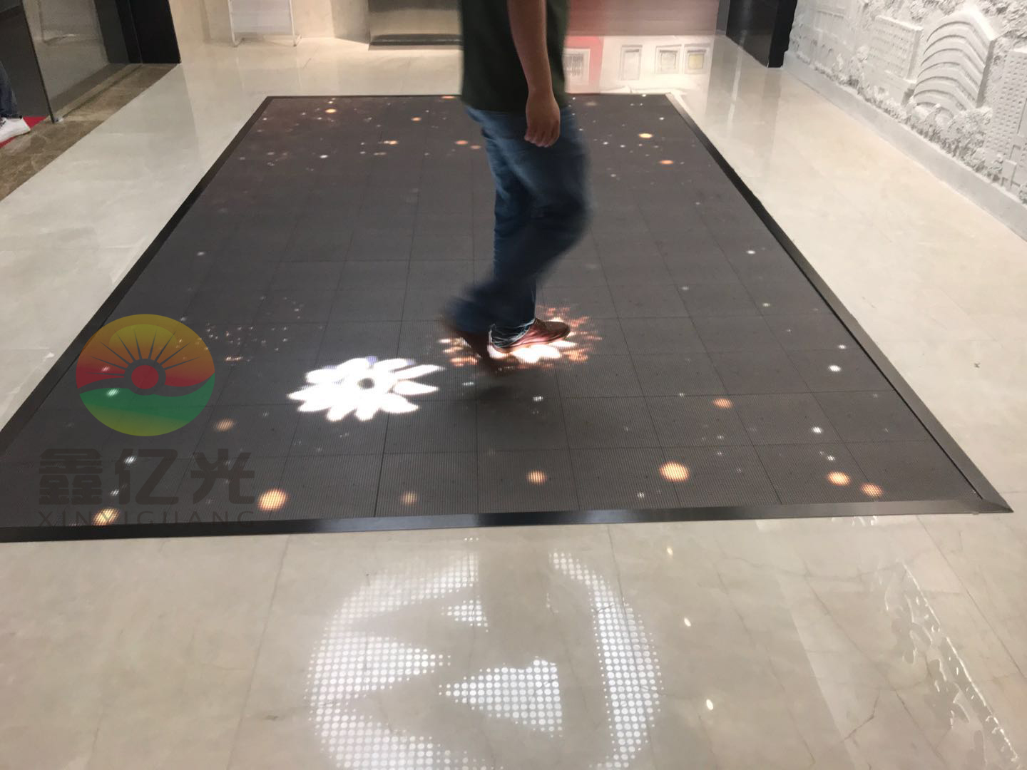 深圳互动LED地砖屏