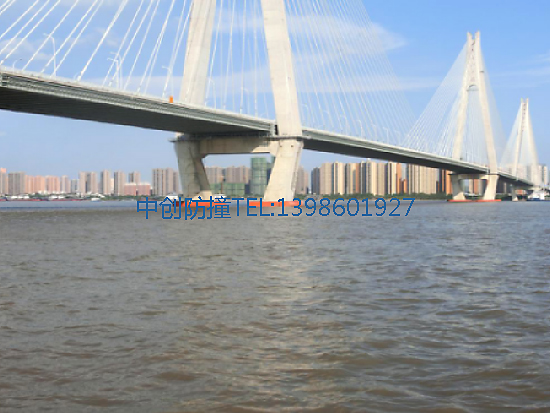 武汉二七长江公路大桥桥梁防撞设施