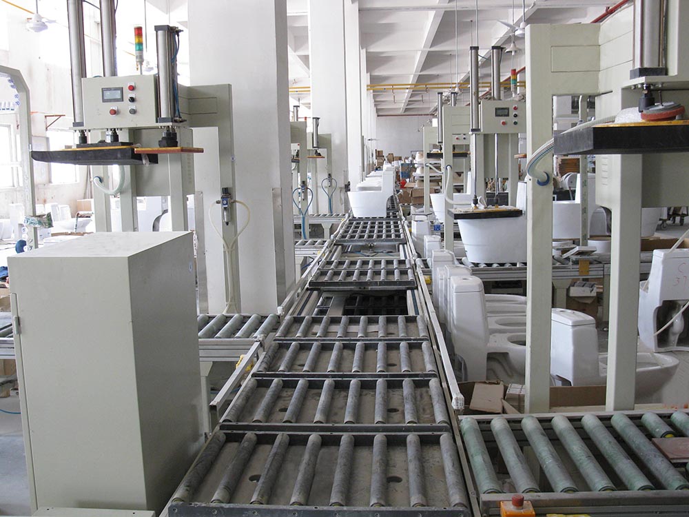 AUTOMATIC INSPECTION AND PACKAGING LINE FOR SANITARY WARE