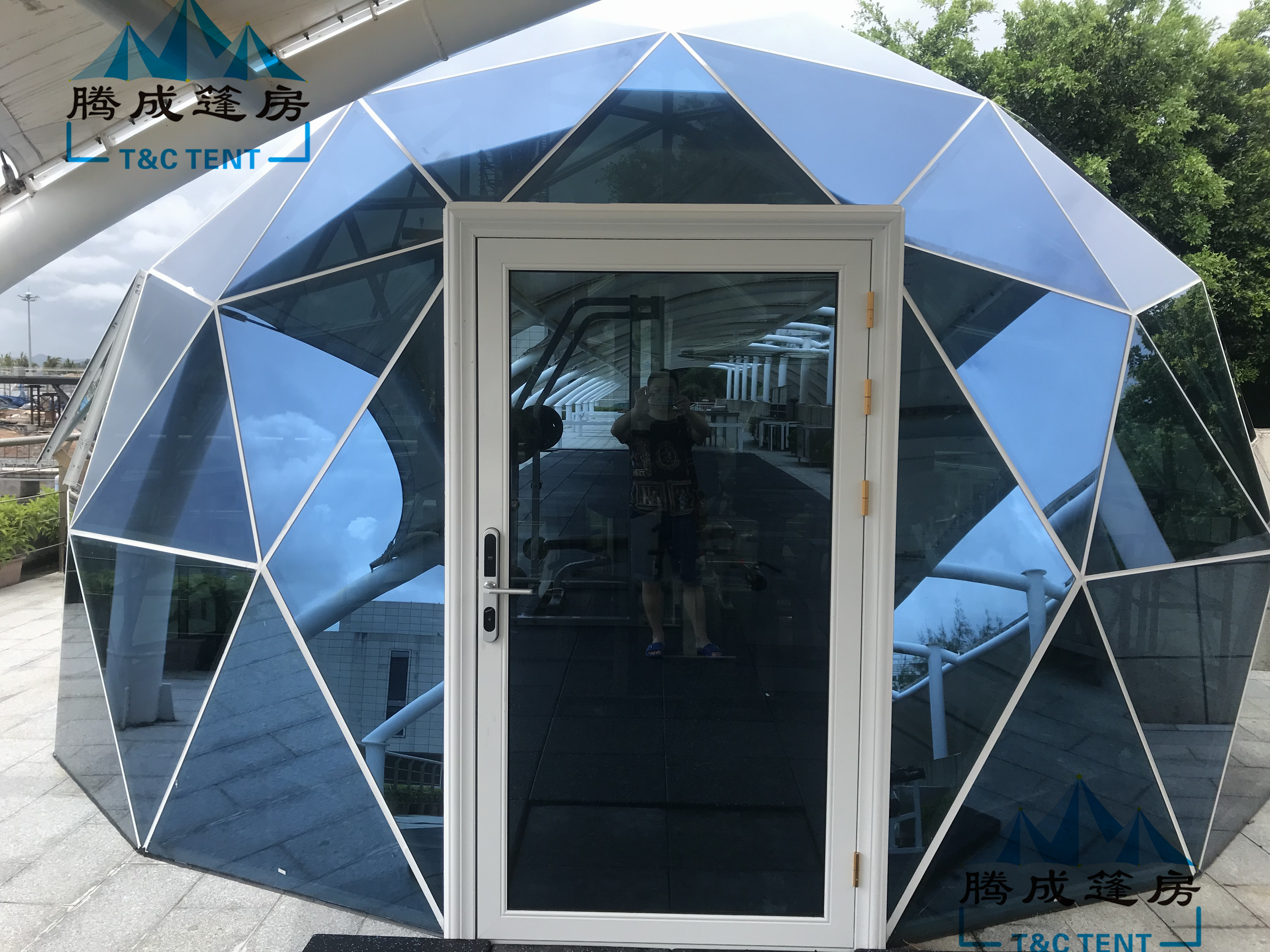 深圳大梅沙玻璃星空球帐篷酒店