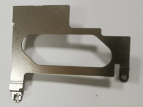 信维金属小件自动焊接检测包装机