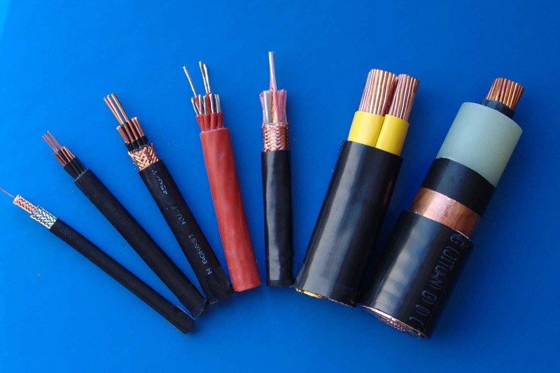 What are the characteristics of flame retardant cables and how should they be used?