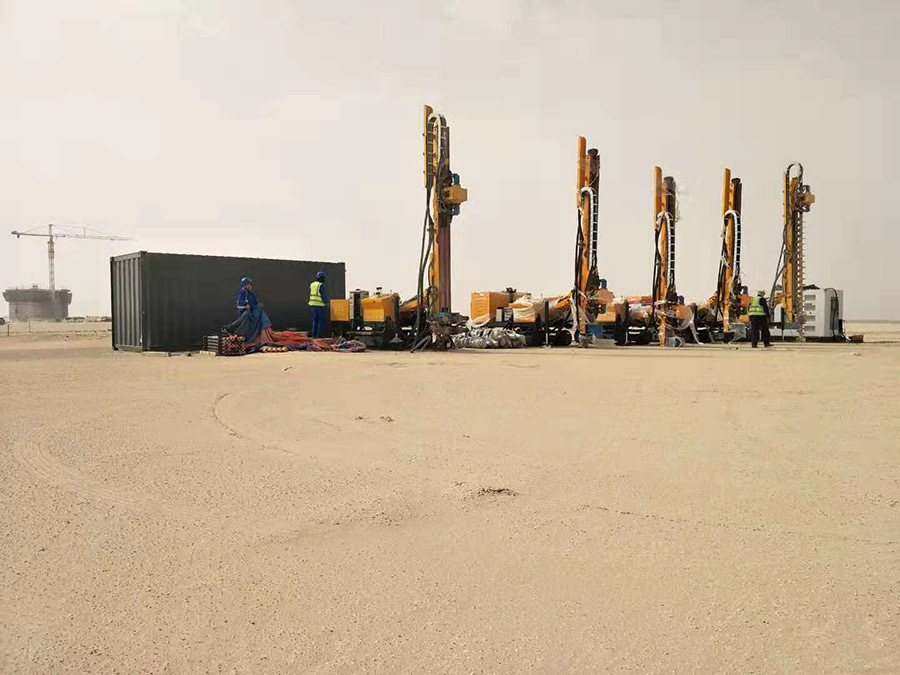 Construction of tower power generation pile foundation for 700MW solar power station in Dubai, United Arab Emirates