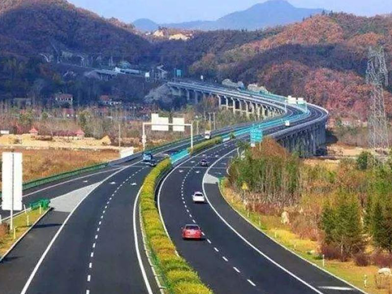 延崇高速公路工程第八项目