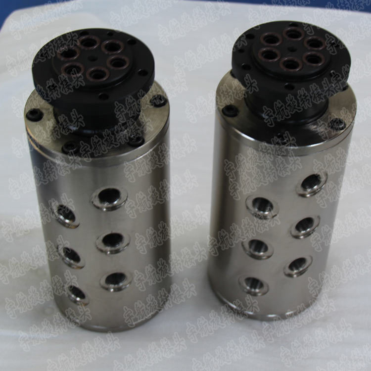 Multi-channel flange type rotatable joint