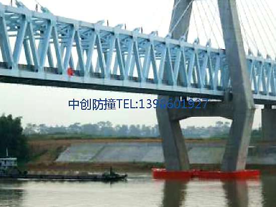 广西郁江双线特大桥桥梁防撞设施