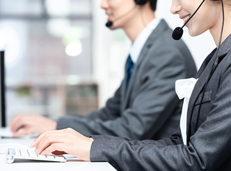 專業認證人員全程服務，定期電話、郵件進行客戶證書有效性提醒。