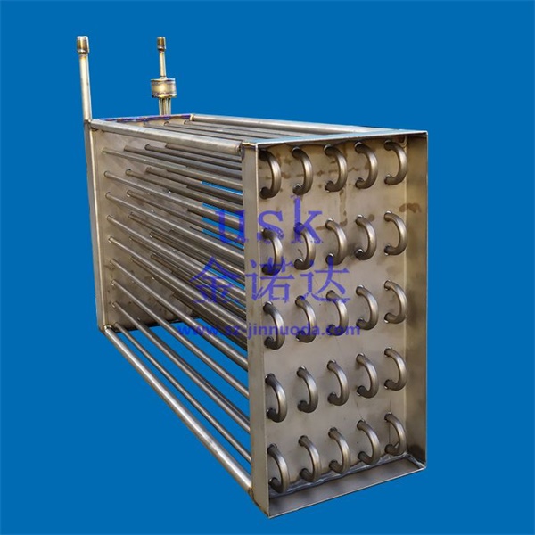 Acid-resistant and anti-corrosion group-row titanium heat exchanger