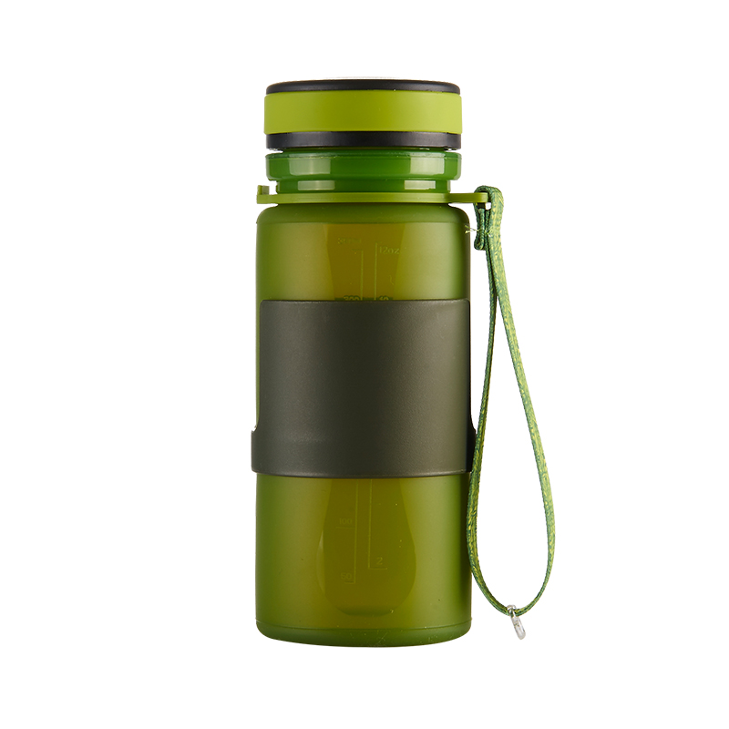 Silicone collapsible drinking bottle