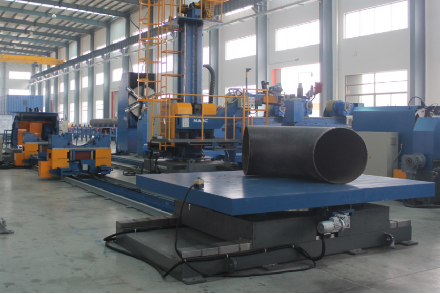 Multi-function heavy pipe fitting up center