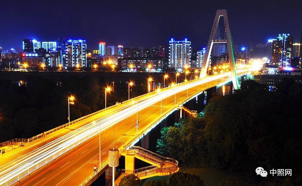 赣州市飞龙岛大桥夜景亮化工程