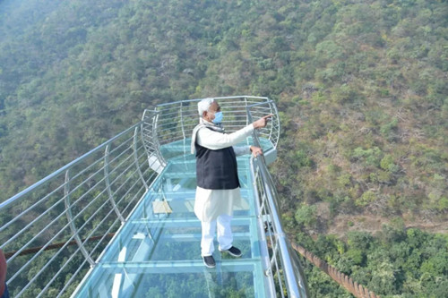 85英尺长，6英尺宽！印度第一座玻璃桥即将开放