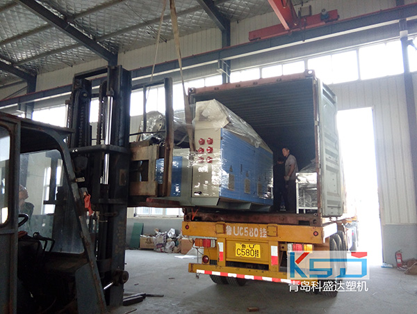 Delivery for PVC drainage pipe machine 2