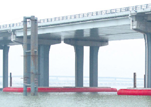 广深沿江高速公路大桥防撞保护项目