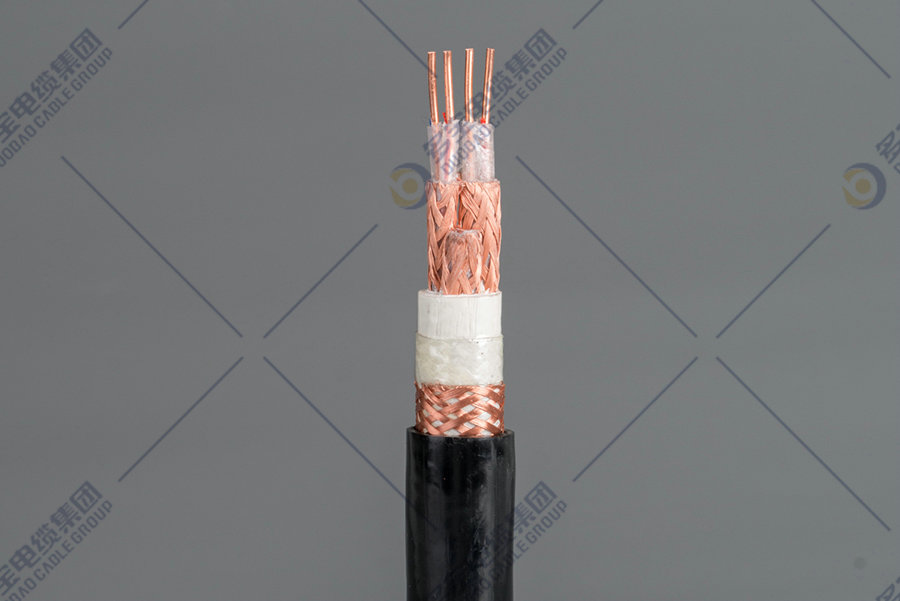 Copper-conductor polyethylene insulated copper braided individually shielded and collectively shielded PVC sheathed computer cable