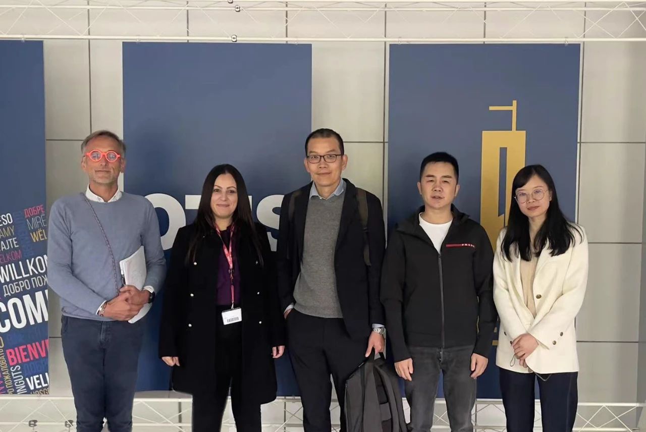 和阳集团董事长张华受邀访问奥的斯电梯西班牙、法国生产基地