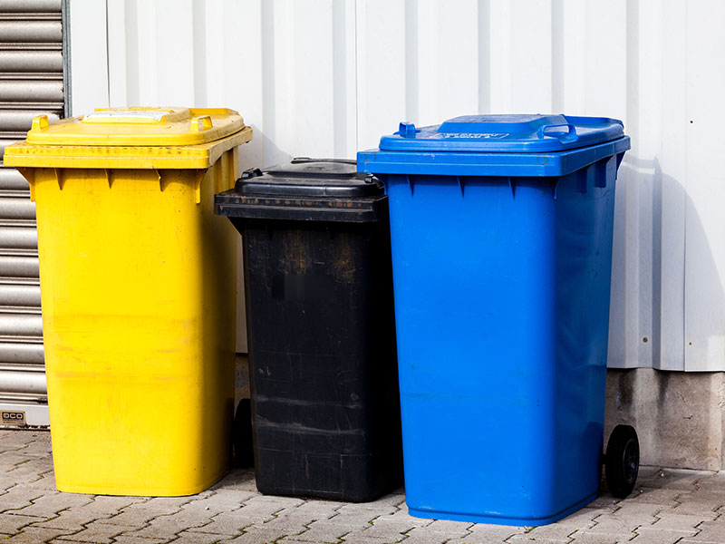 What if the garbage bins with heavy smell?