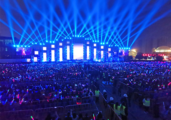 ZSOUND’s audio equipment was used in the Queen Plus Outdoor Concerts in China. 