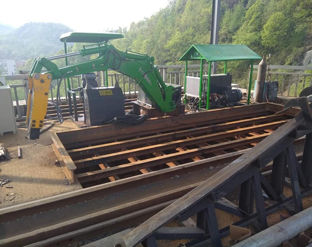 PC530 for a mining grid sieve in Kunming